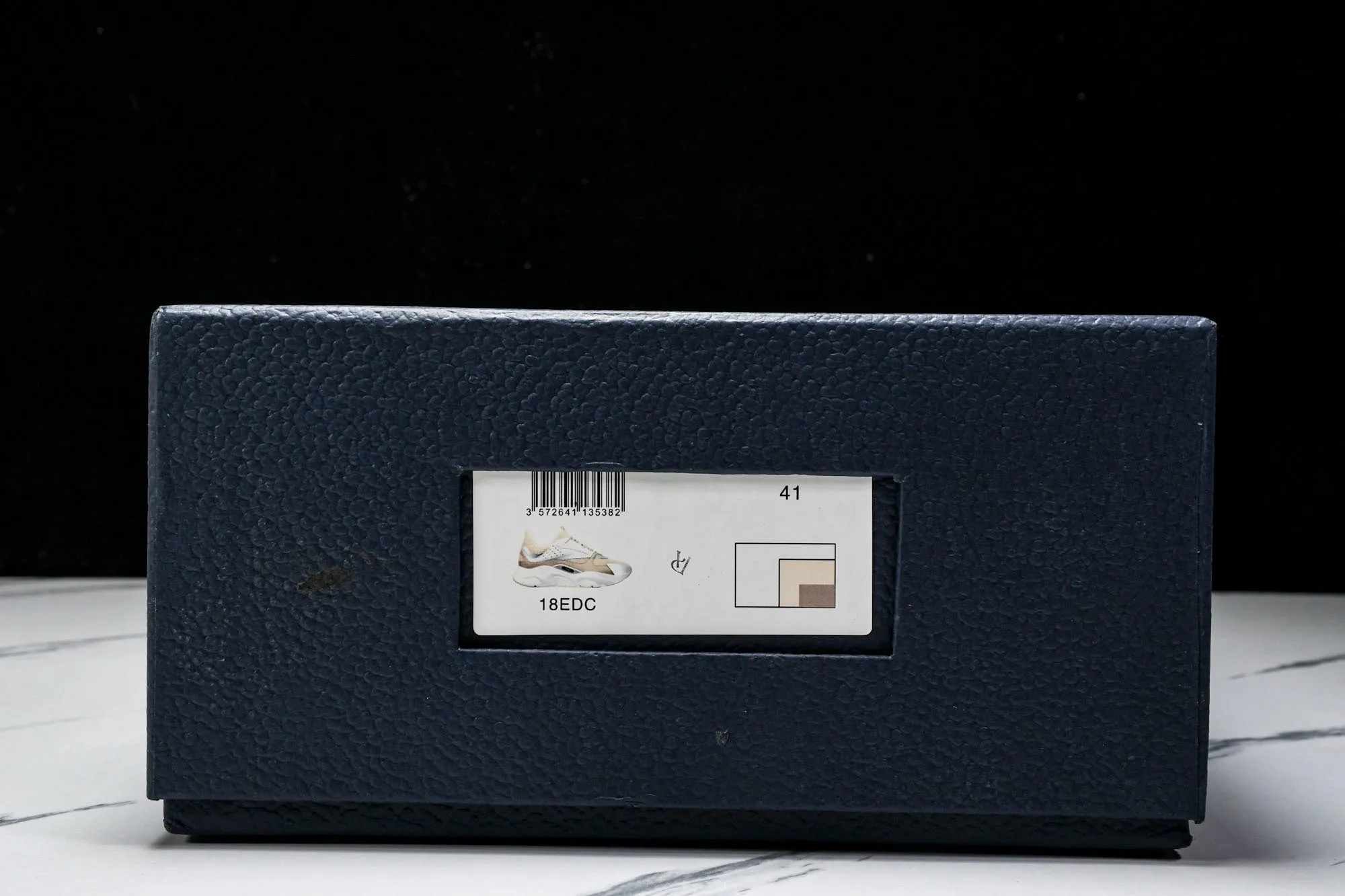 D1or B22 'White Beige Silver'