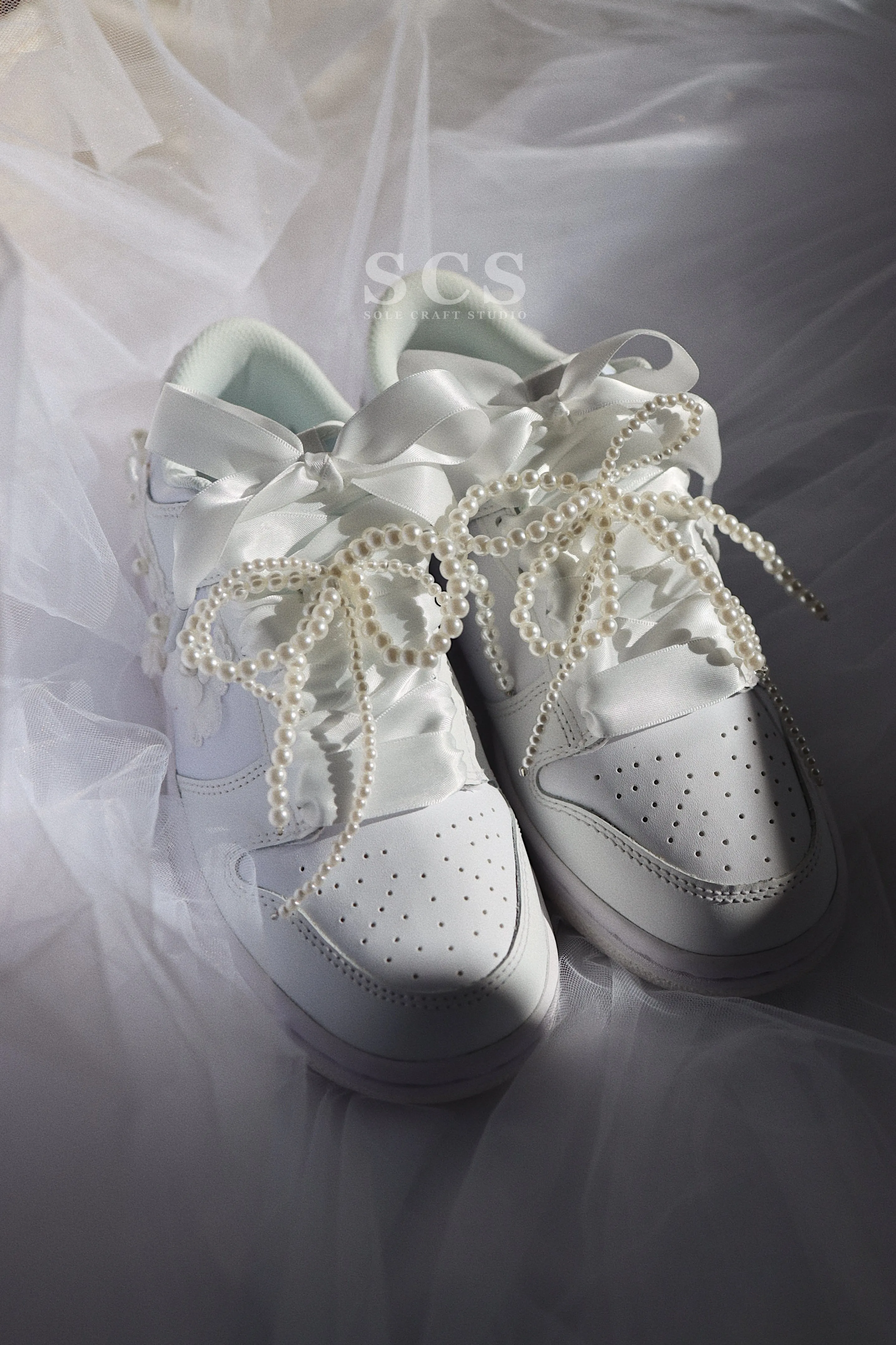 Flor Blanca Dunks