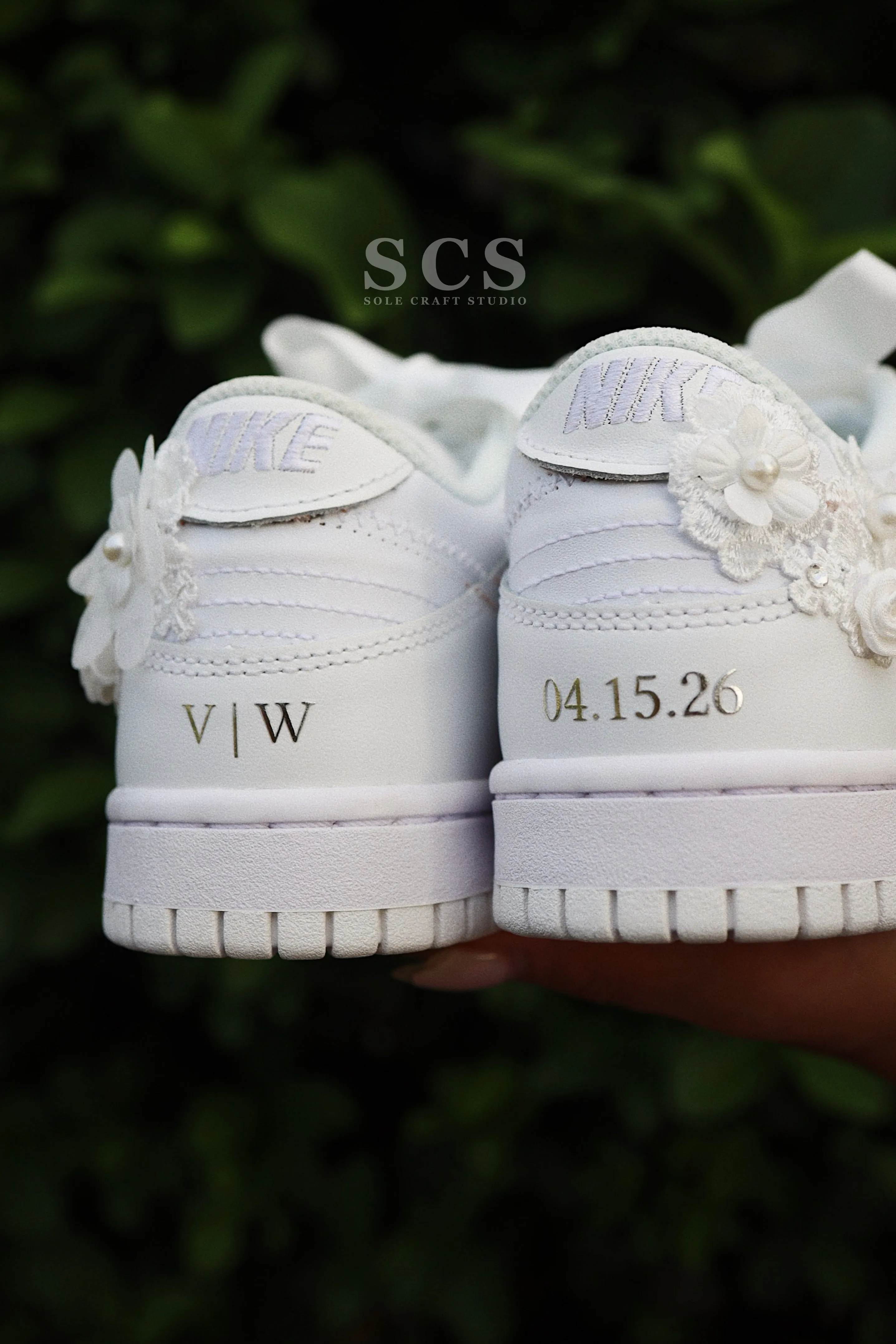 Flor Blanca Dunks