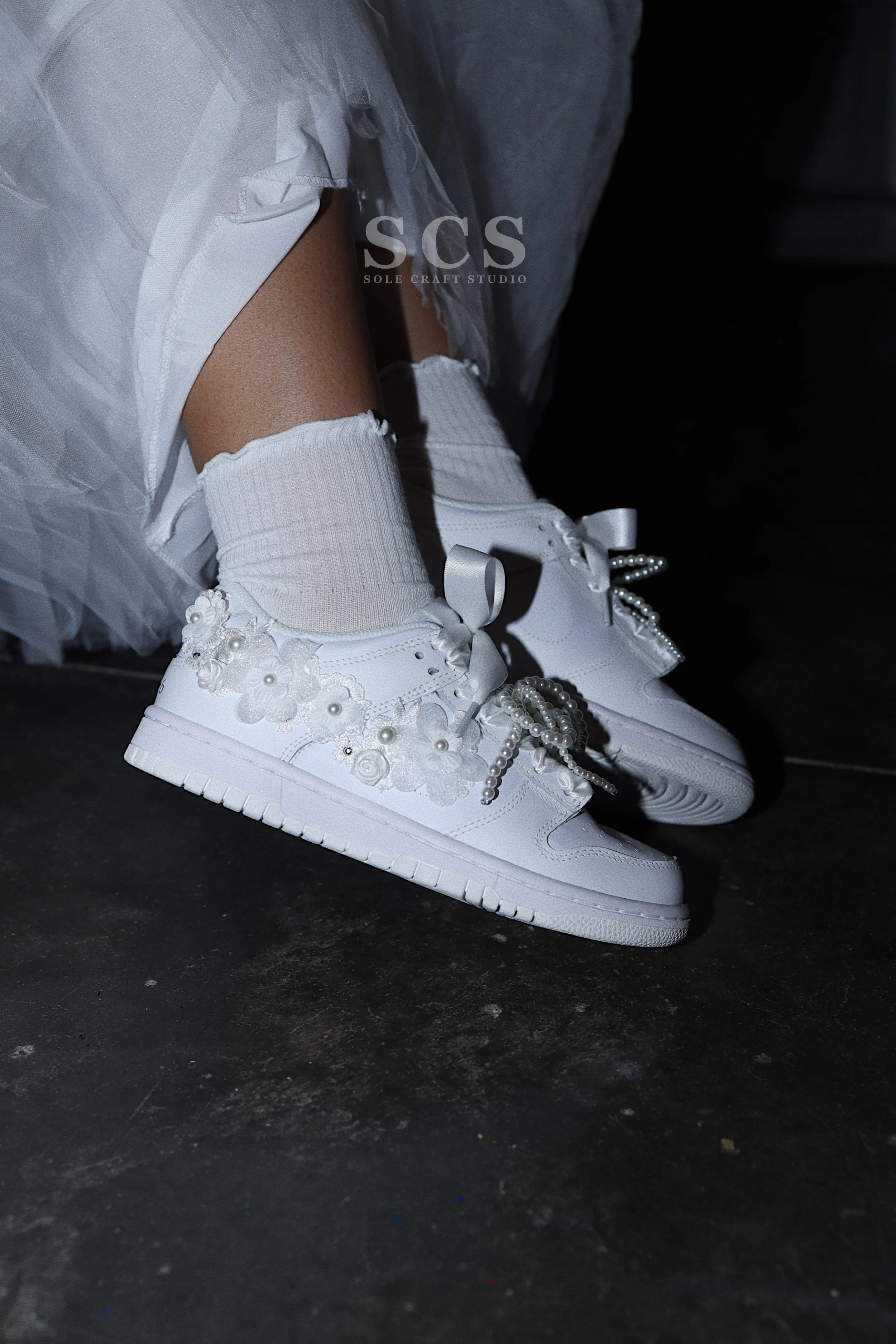 Flor Blanca Dunks