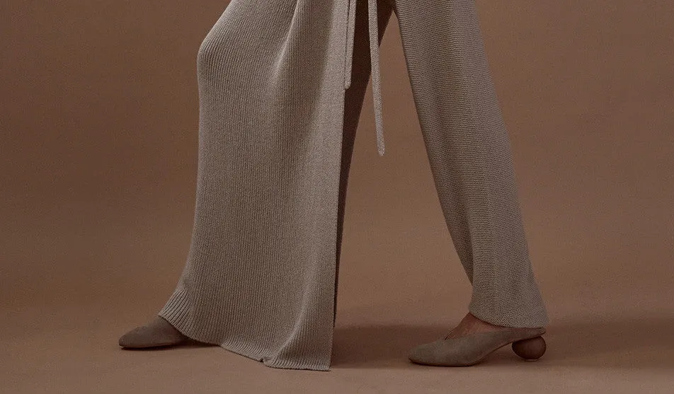 Mildred Egg in Taupe