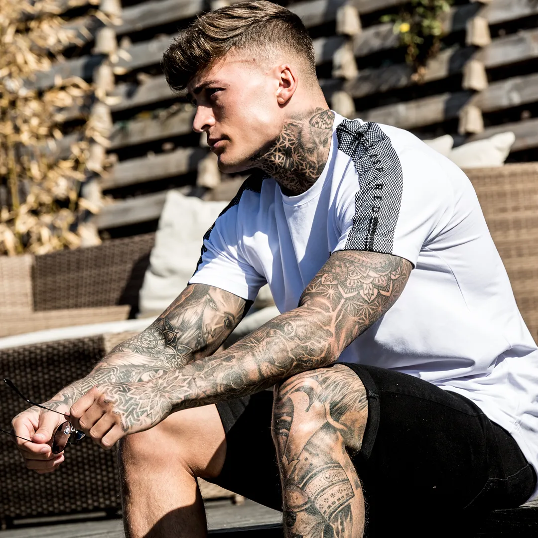 Vos Tee - White/Black